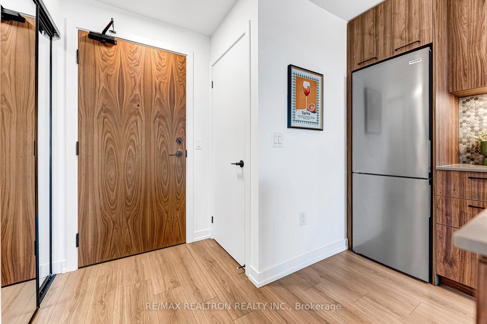 10 Lagerfeld Drive, Unit 511 - Photo 6