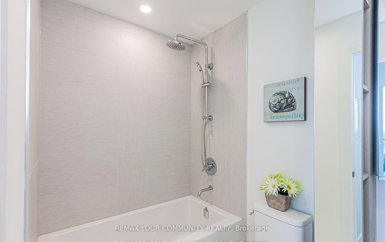 28 Ann Street, Unit 806 - Photo 18