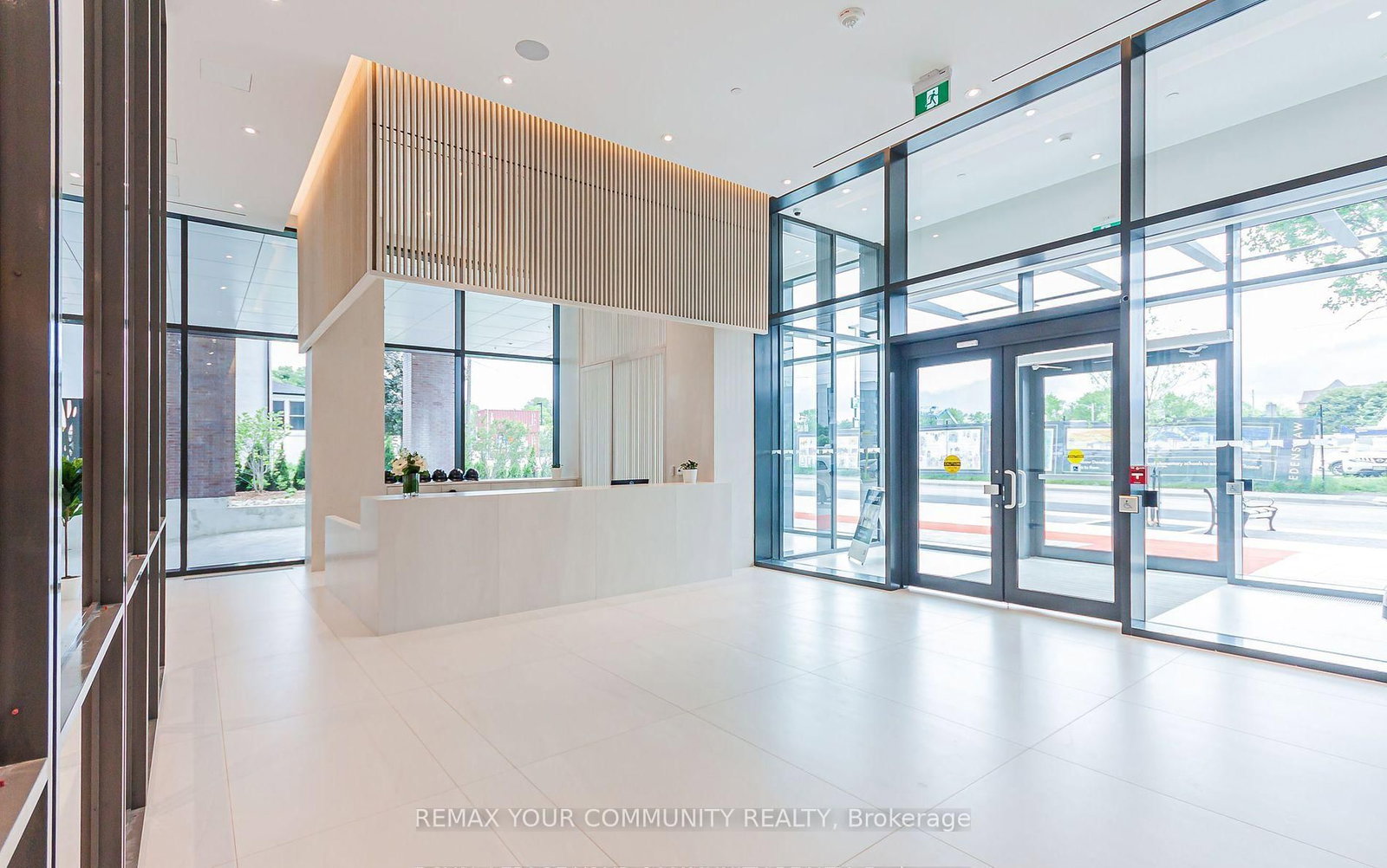 28 Ann Street, Unit 806 - Photo 27