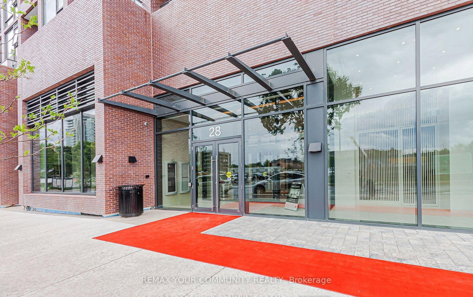 28 Ann Street, Unit 806 - Photo 3