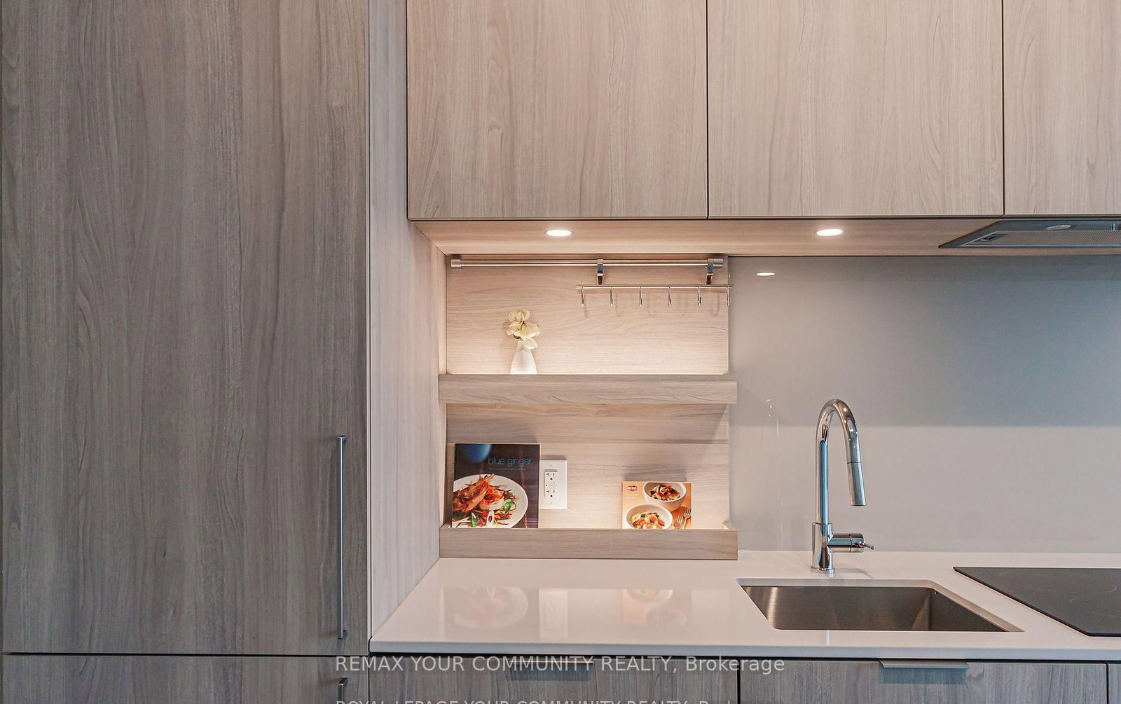 28 Ann Street, Unit 806 - Photo 9