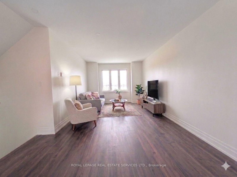 6544 Opera Glass Cres, Mississauga, L5W 1S1 | Image 3