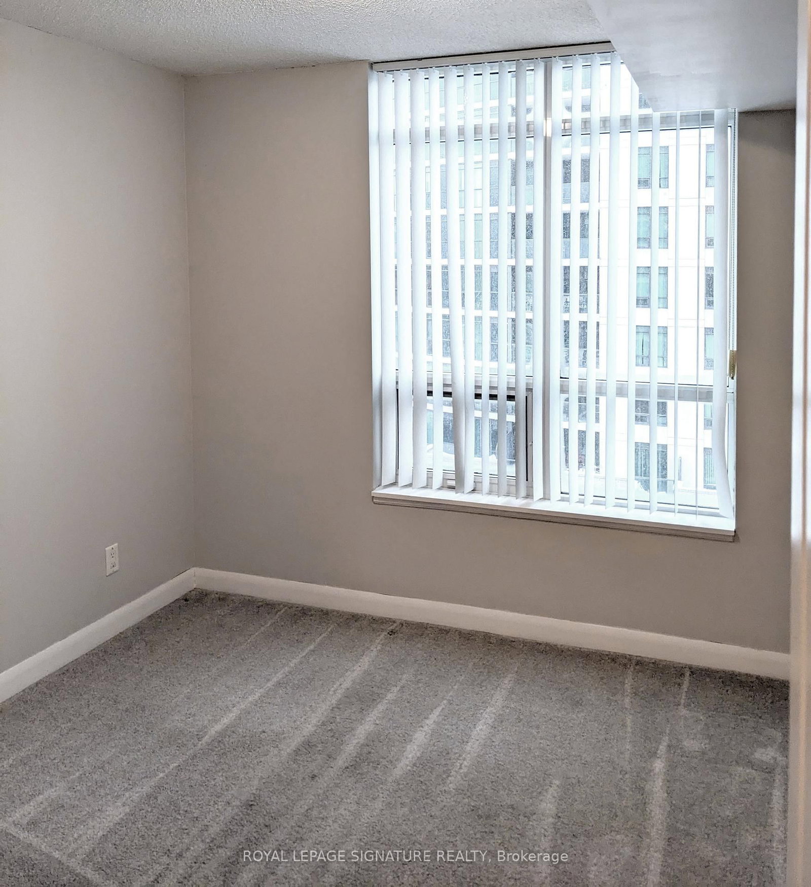 215 Sherway Gardens Road, Unit 707 - Photo 14