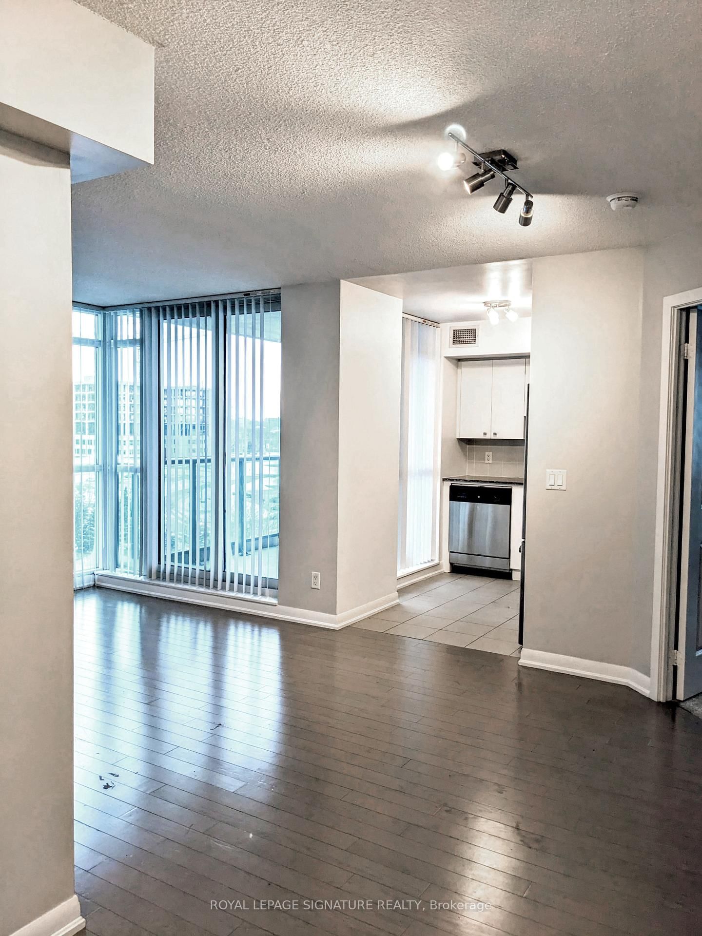 215 Sherway Gardens Road, Unit 707 - Photo 6