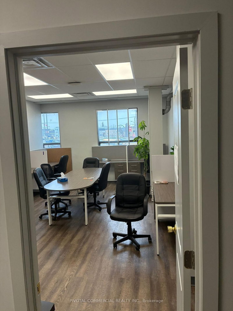 207 - 2141 Kipling Ave, Toronto, M9W 4K8 | Image 3