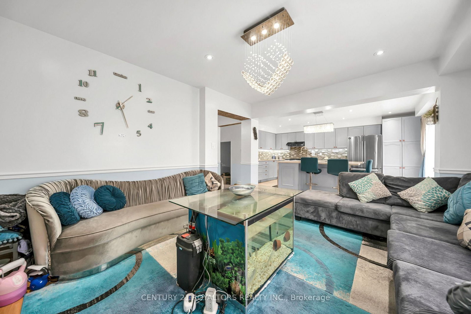 Detached House for sale at 5 Farthingale Crescent, Brampton, Ontario, L7A 1R3 - Fletcher's Meadow - MLS: W13008234