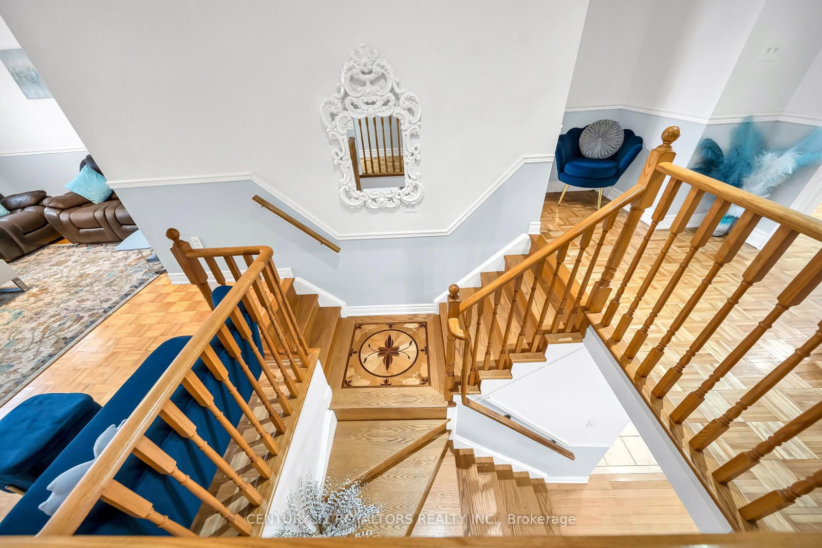 Detached House for sale at 5 Farthingale Crescent, Brampton, Ontario, L7A 1R3 - Fletcher's Meadow - MLS: W13008234