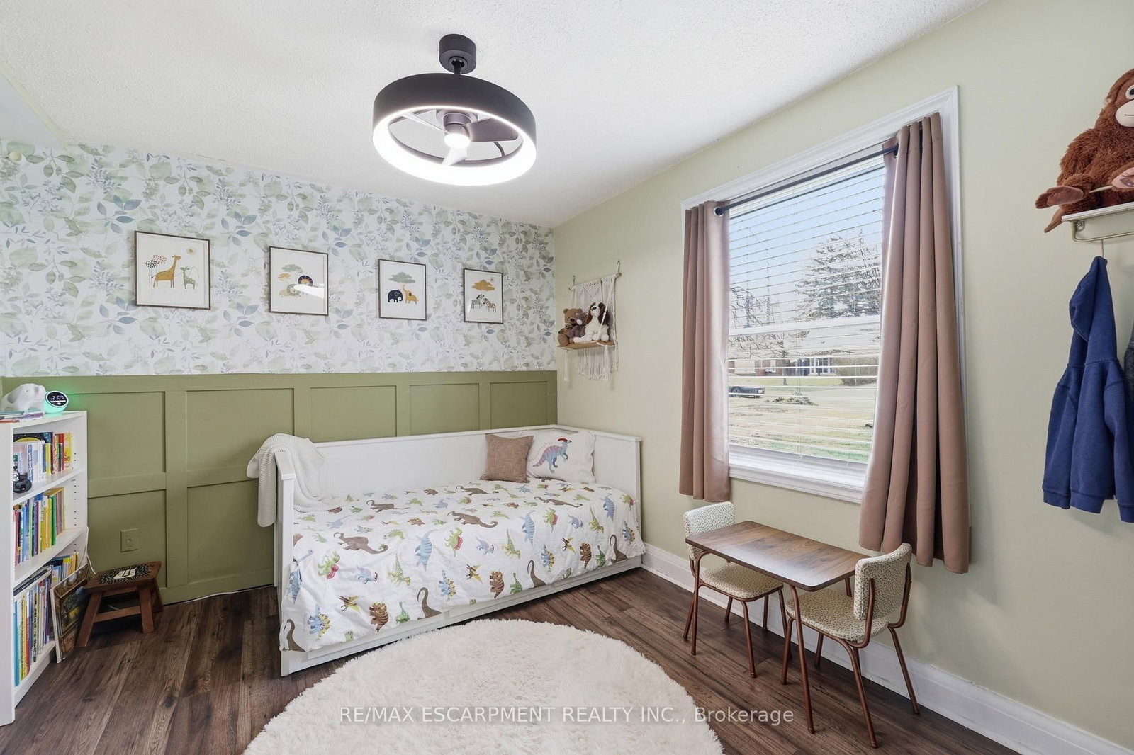 2074 Churchill Avenue - Photo 17