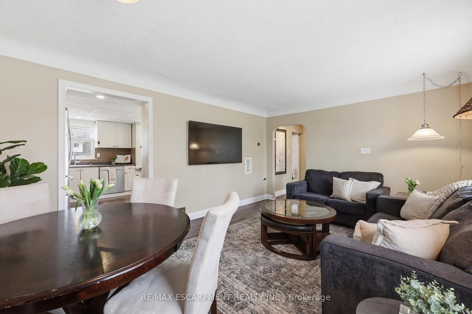 2074 Churchill Avenue - Photo 7