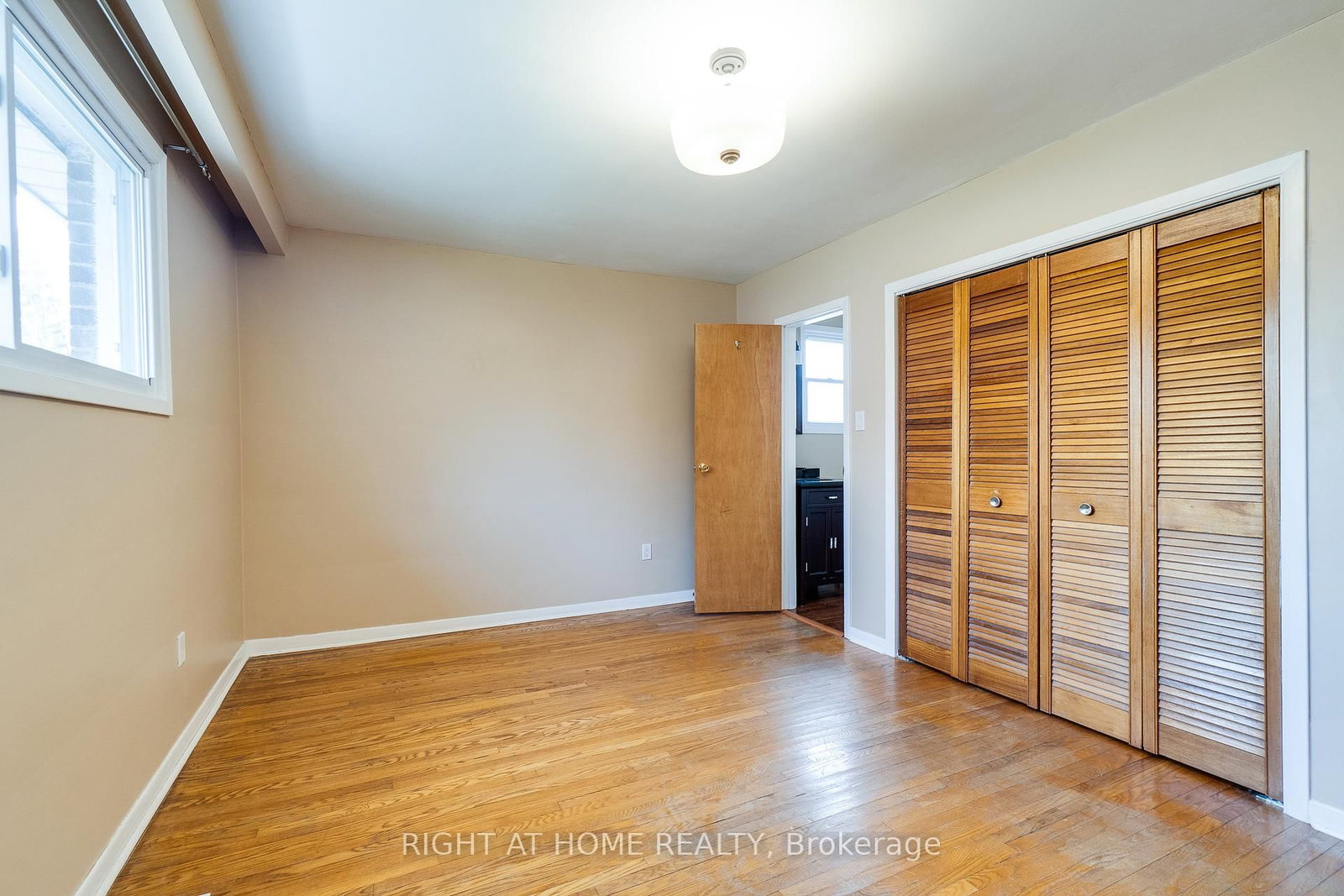 Detached House for sale at 109 Rexway Drive, Halton Hills, Ontario, L7G 1R3 - Georgetown - MLS: W13008468