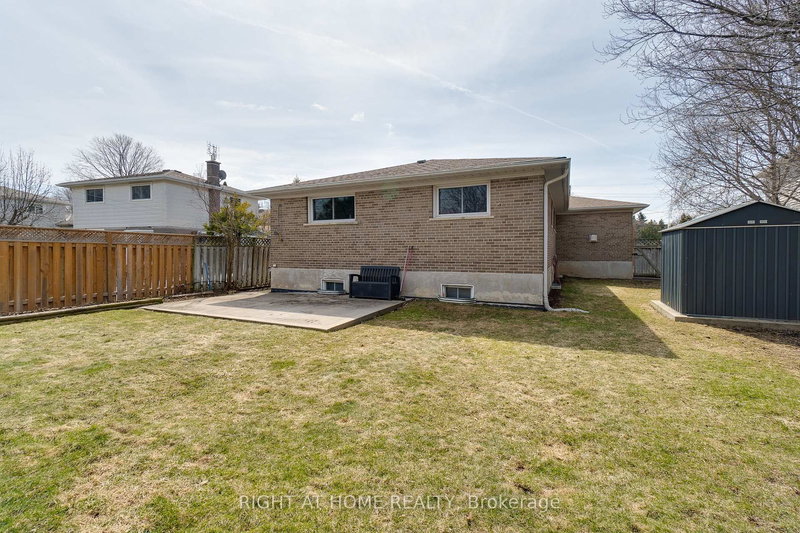 109 Rexway Dr, Halton Hills, L7G 1R3 | Image 3