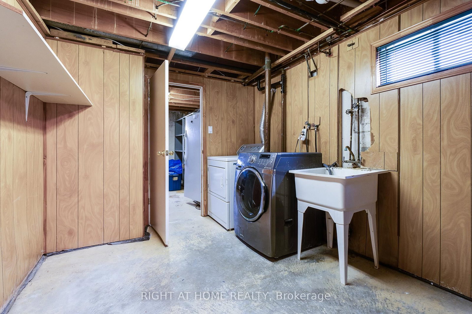 Detached House for sale at 109 Rexway Drive, Halton Hills, Ontario, L7G 1R3 - Georgetown - MLS: W13008468