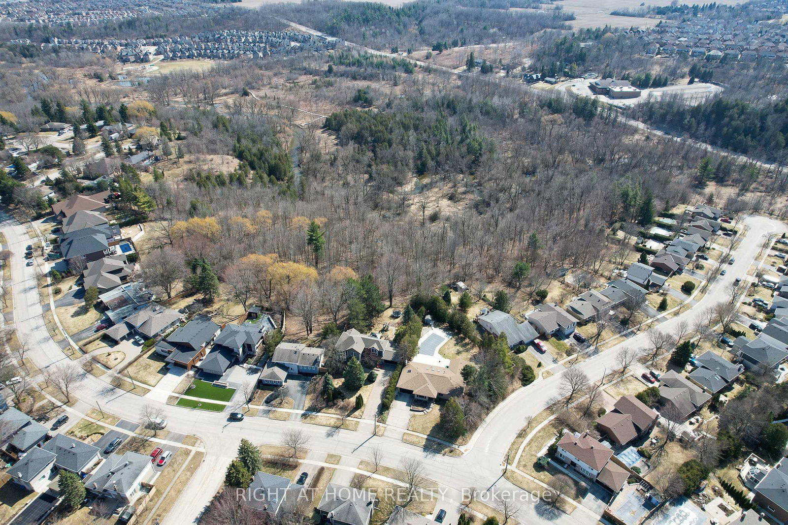 Detached House for sale at 109 Rexway Drive, Halton Hills, Ontario, L7G 1R3 - Georgetown - MLS: W13008468