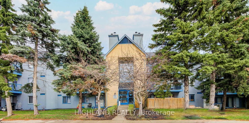 home for sale on 1033-95 Trailwood Drive