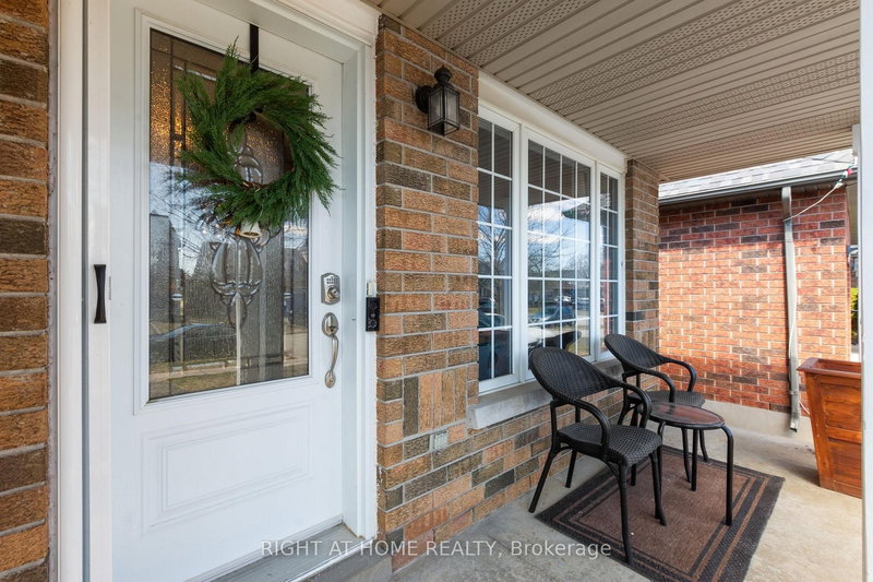 15 Settlers Rd, Orangeville, L9W 5E3 | Image 3