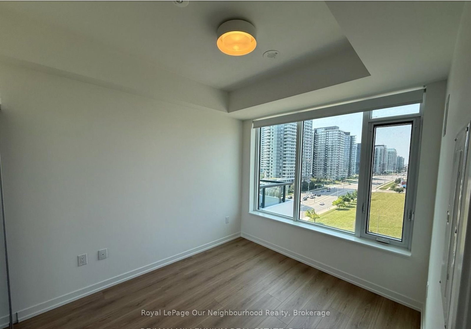 2485 Eglinton Avenue W, Unit 1020 - Photo 7