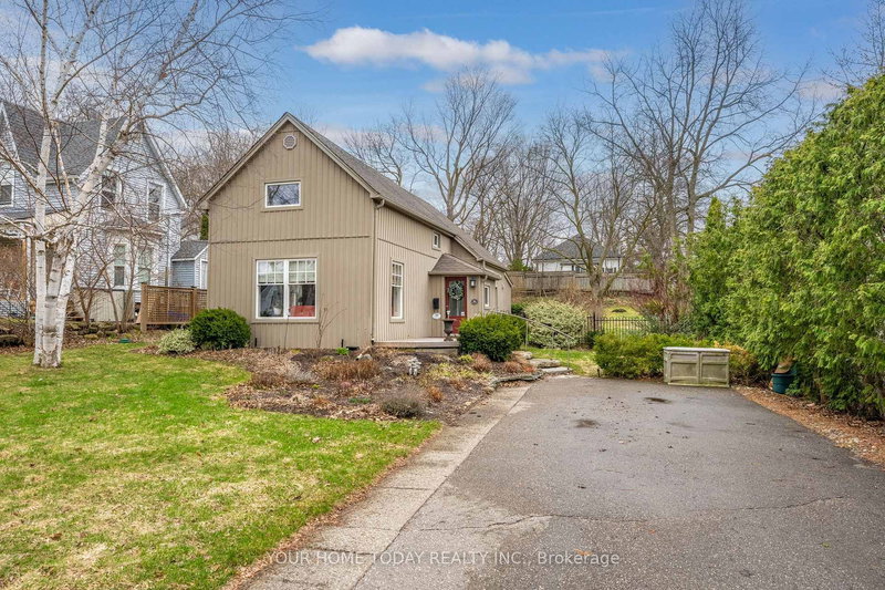 home for sale on 36 Queen Street