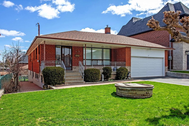 167 Cornelius Pkwy, Toronto, M6L 2K8 | Image 3