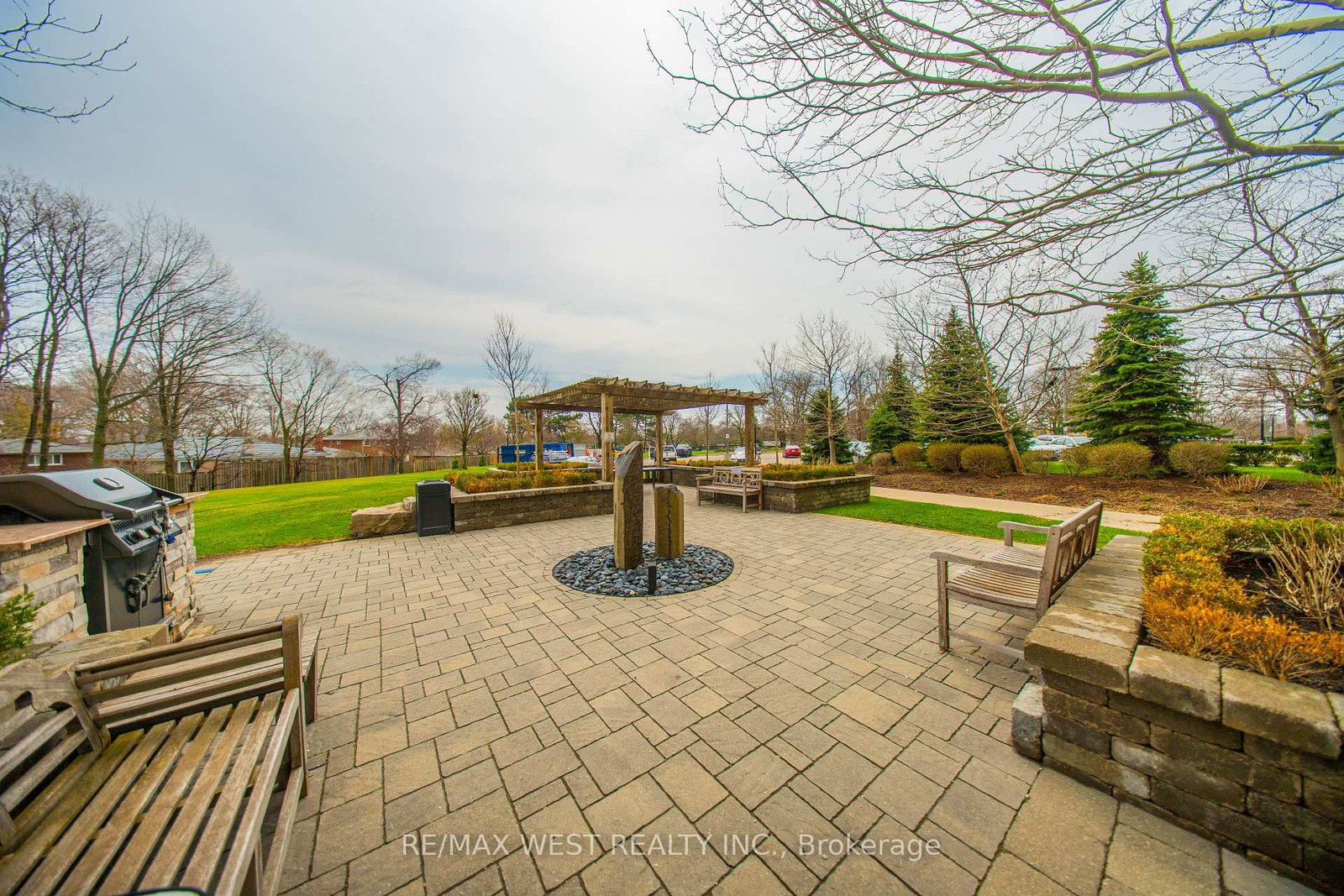 1300 Bloor Street, Unit 2302 - Photo 12