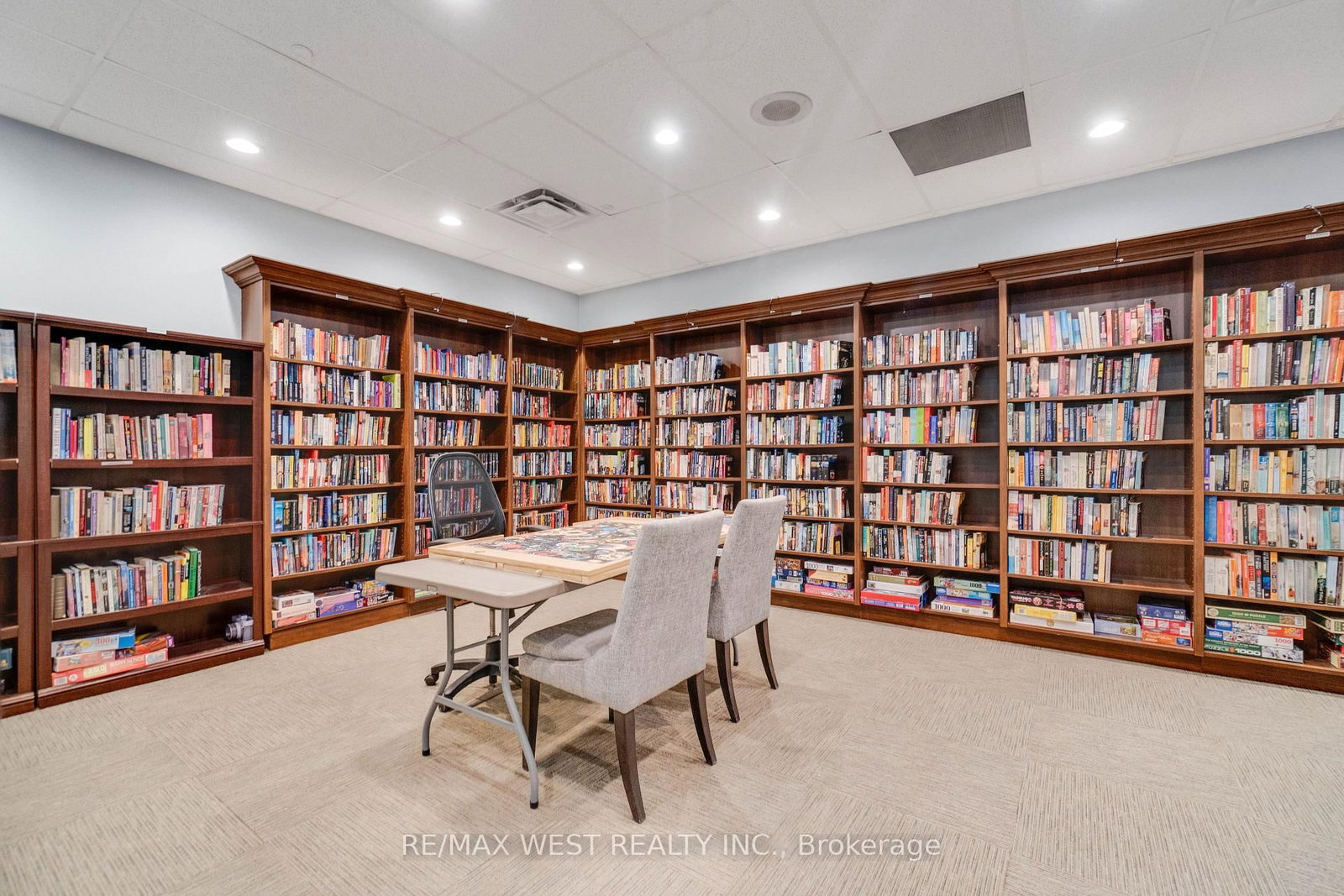 1300 Bloor Street, Unit 2302 - Photo 15