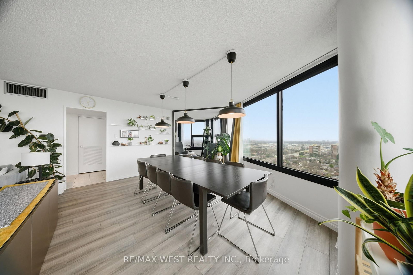 1300 Bloor Street, Unit 2302 - Photo 5