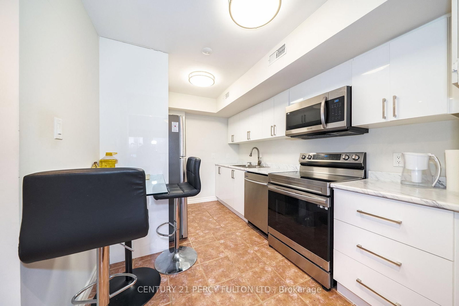 744-746 Wilson Avenue - Photo 13