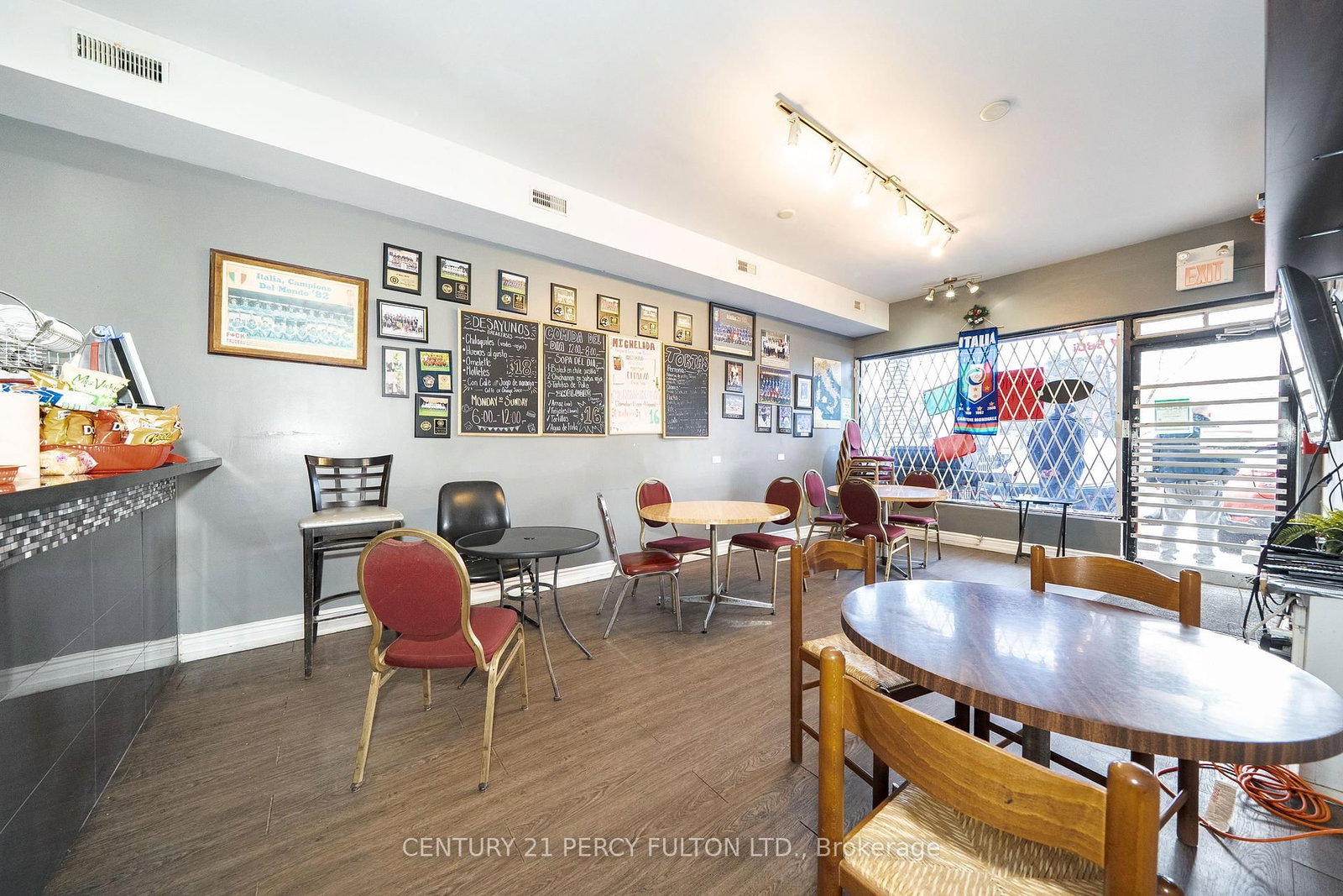 744-746 Wilson Avenue - Photo 29