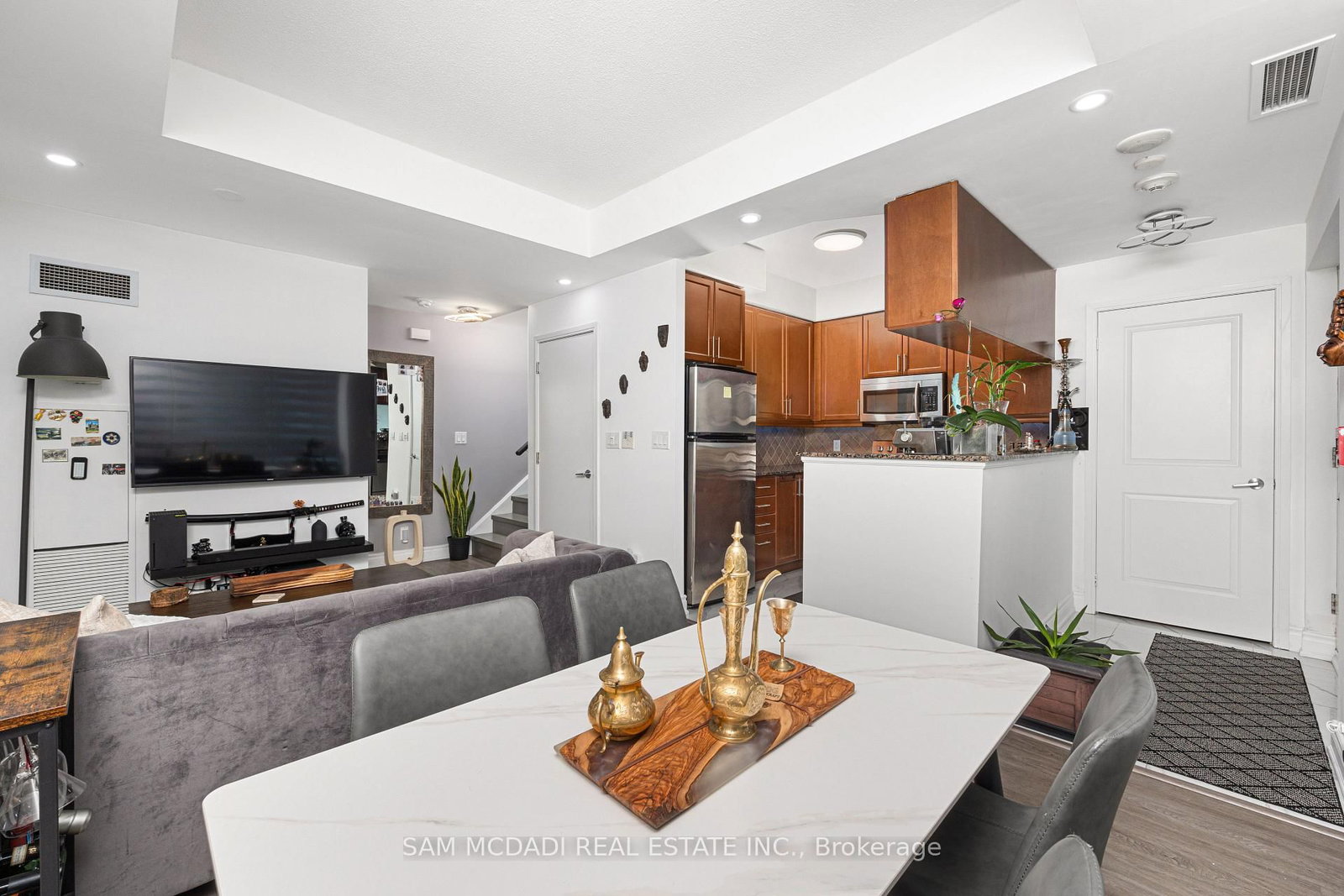 90 Absolute Avenue, Unit Th119 - Photo 12