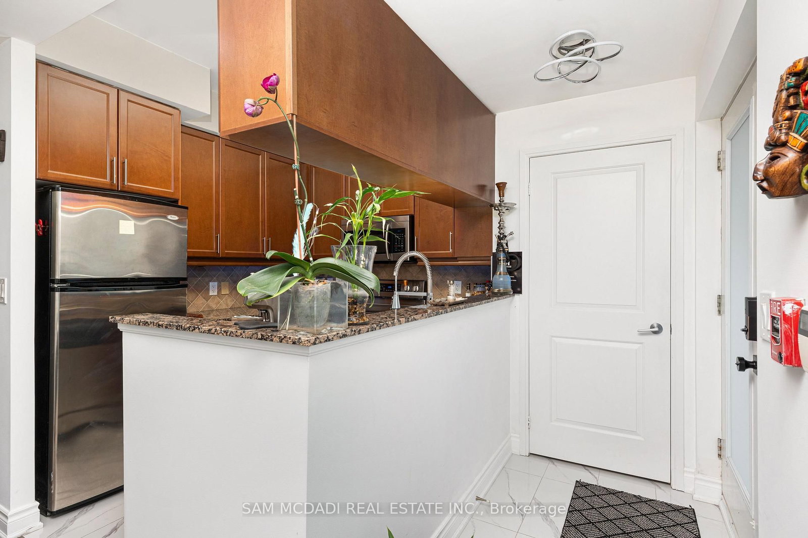 90 Absolute Avenue, Unit Th119 - Photo 15