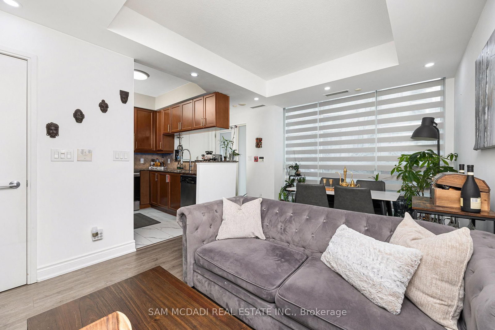 90 Absolute Avenue, Unit Th119 - Photo 9