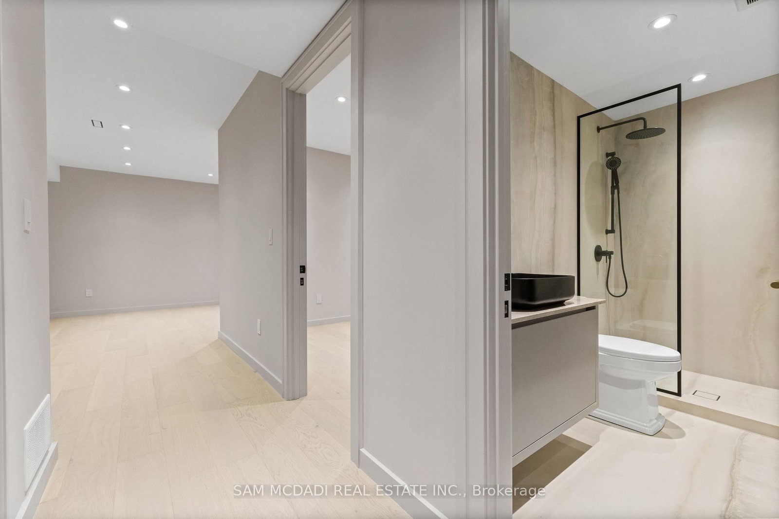 1090 Ella Avenue - Photo 35