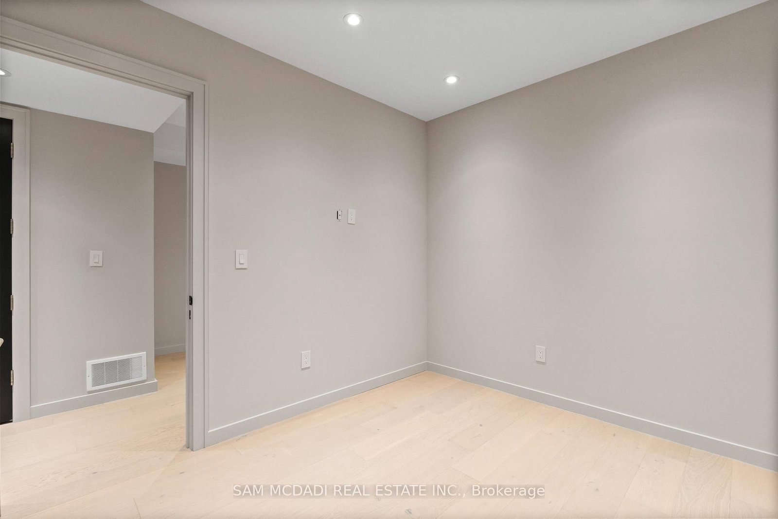 1090 Ella Avenue - Photo 38