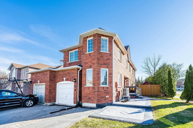 40 Hubert corless Drive S