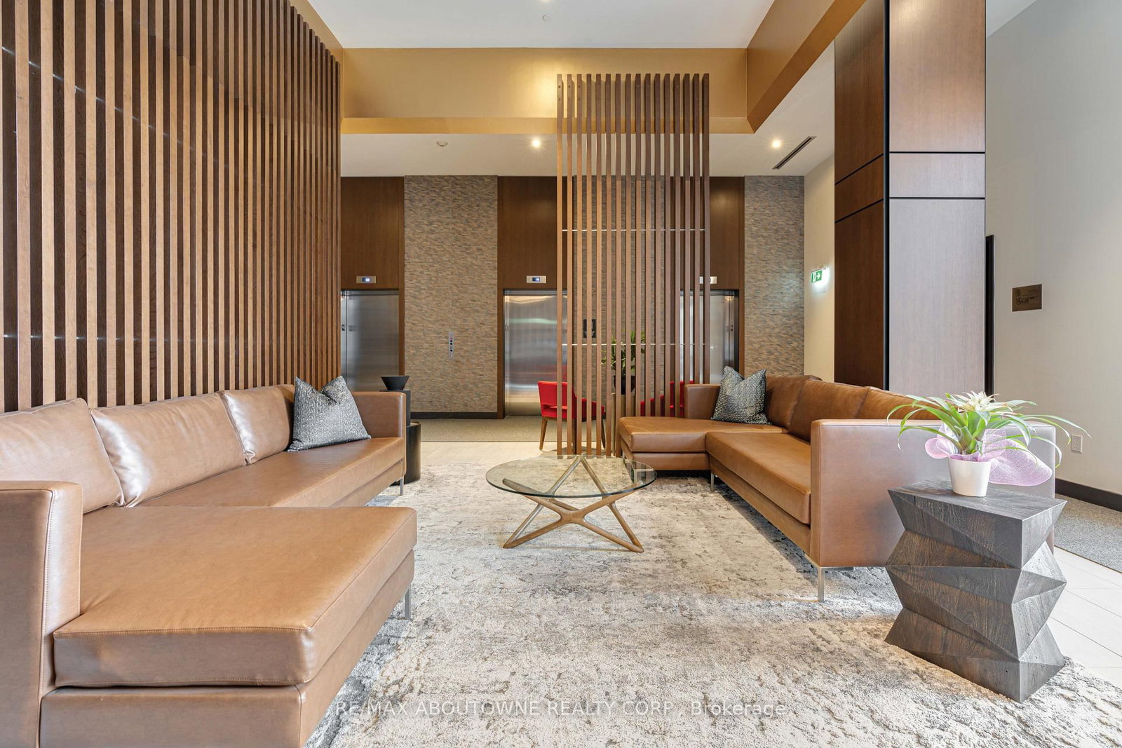 125 Bronte Road, Unit A1006 - Photo 24