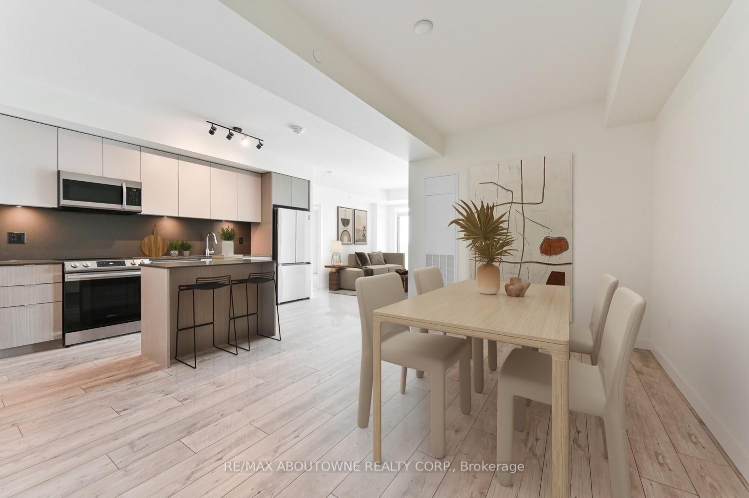 125 Bronte Road, Unit A1006 - Photo 4