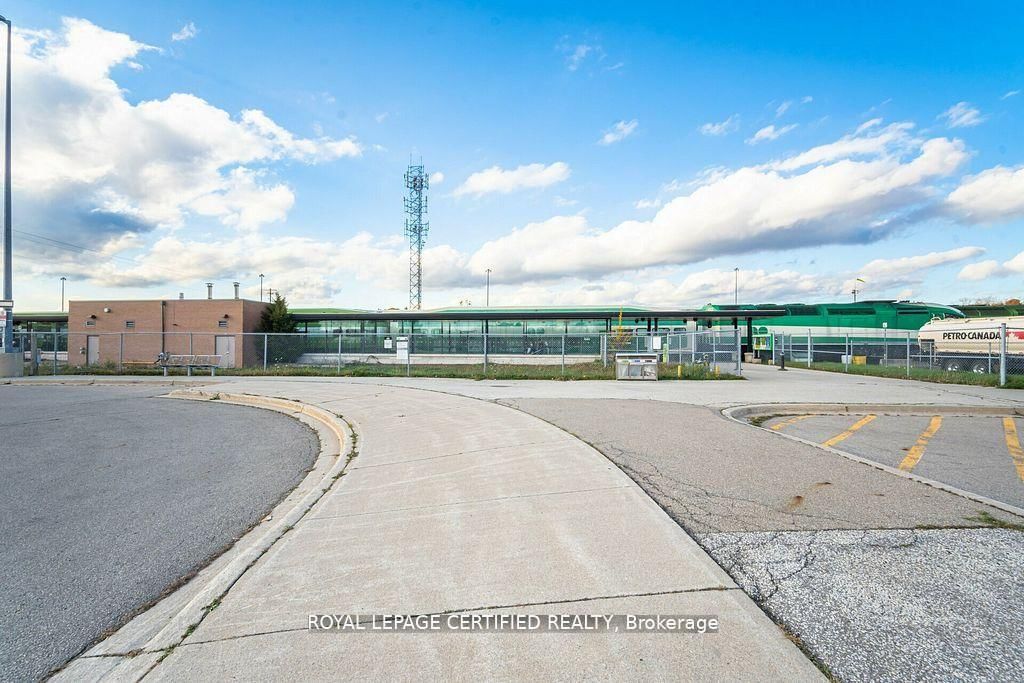 1095 Cooke Boulevard, Unit 31 - Photo 40