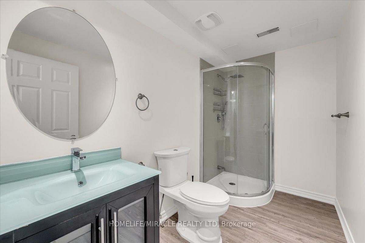 Townhouse for sale at 117 Aird Court, Milton, Ontario, L9T 8B6 - Scott - MLS: W13009338