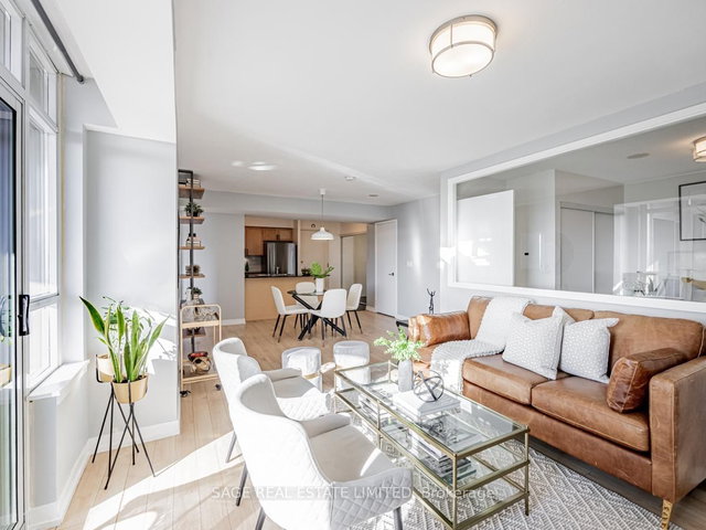 627 - 812 Lansdowne Avenue