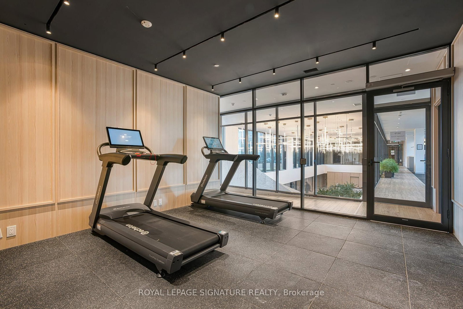 3071 Trafalgar Road, Unit B510 - Photo 15