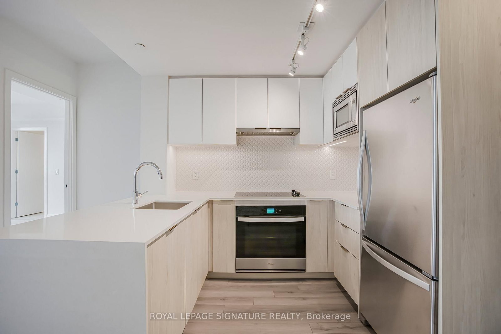 3071 Trafalgar Road, Unit B510 - Photo 21