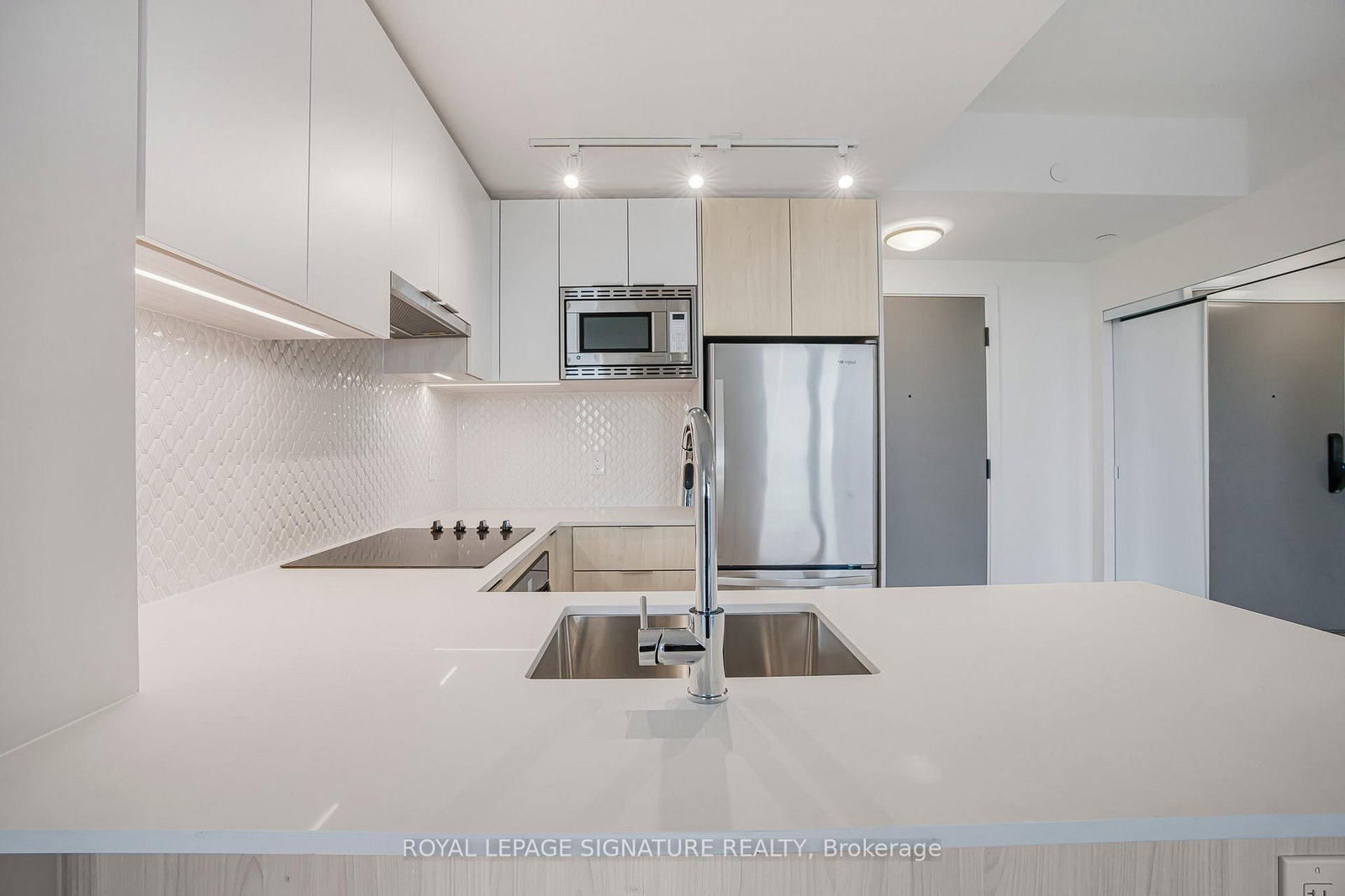 3071 Trafalgar Road, Unit B510 - Photo 26