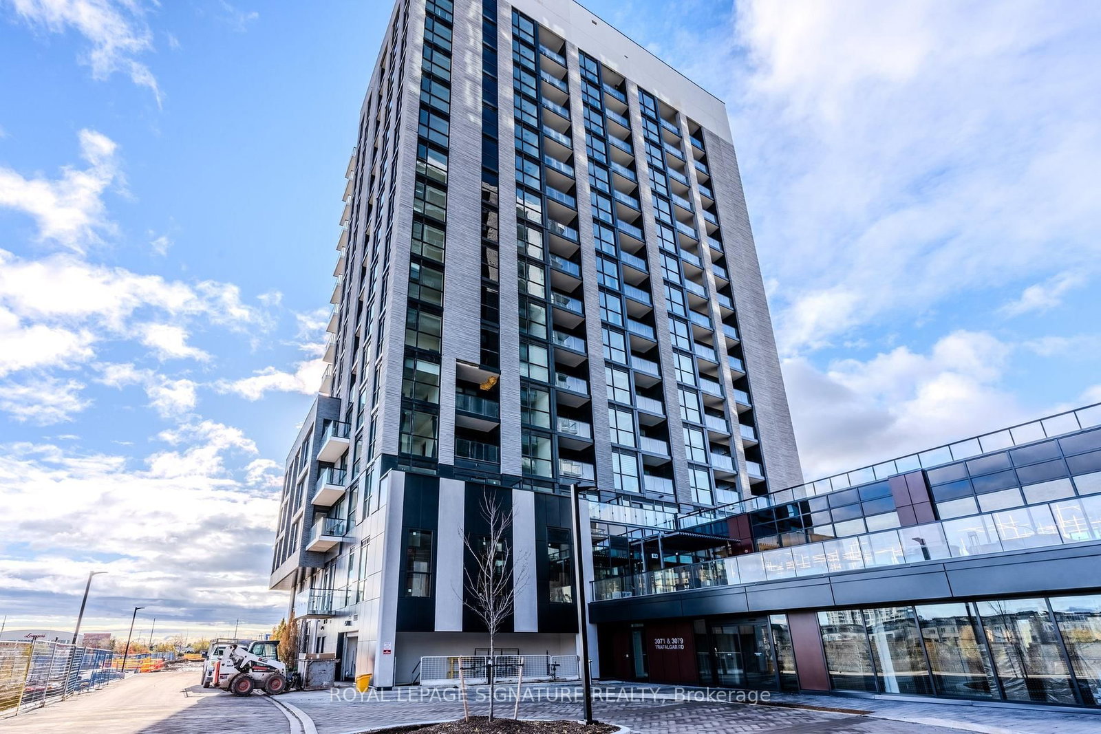 3071 Trafalgar Road, Unit B510 - Photo 3