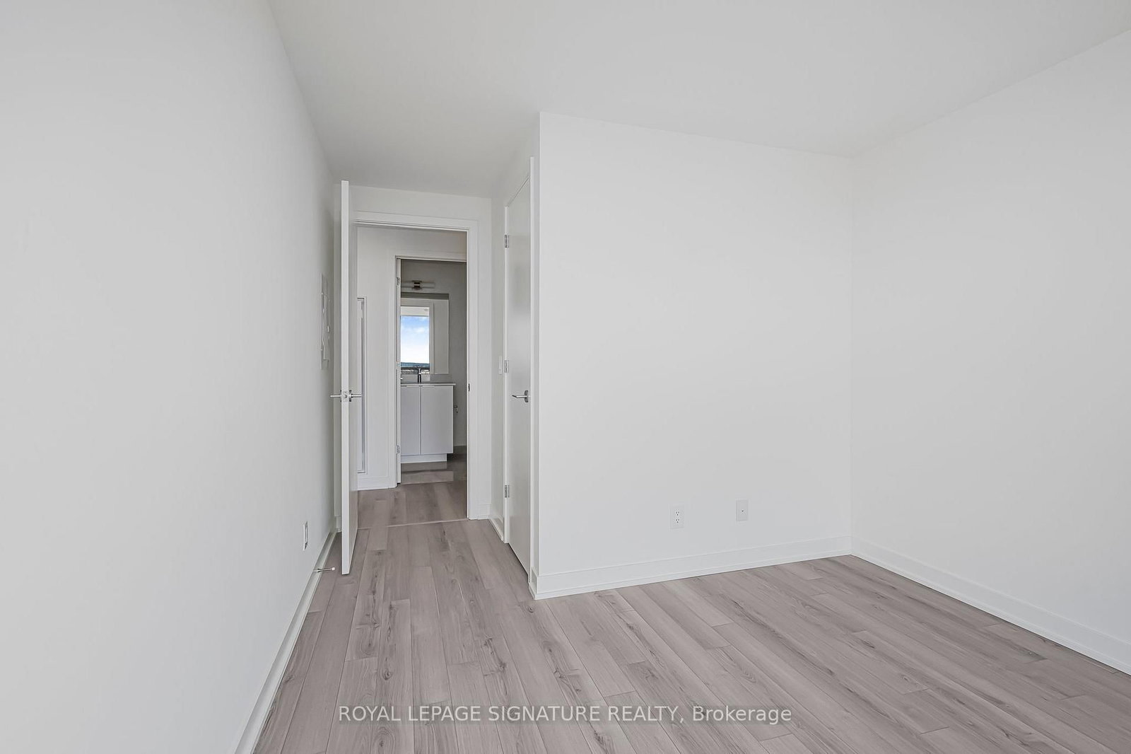 3071 Trafalgar Road, Unit B510 - Photo 41