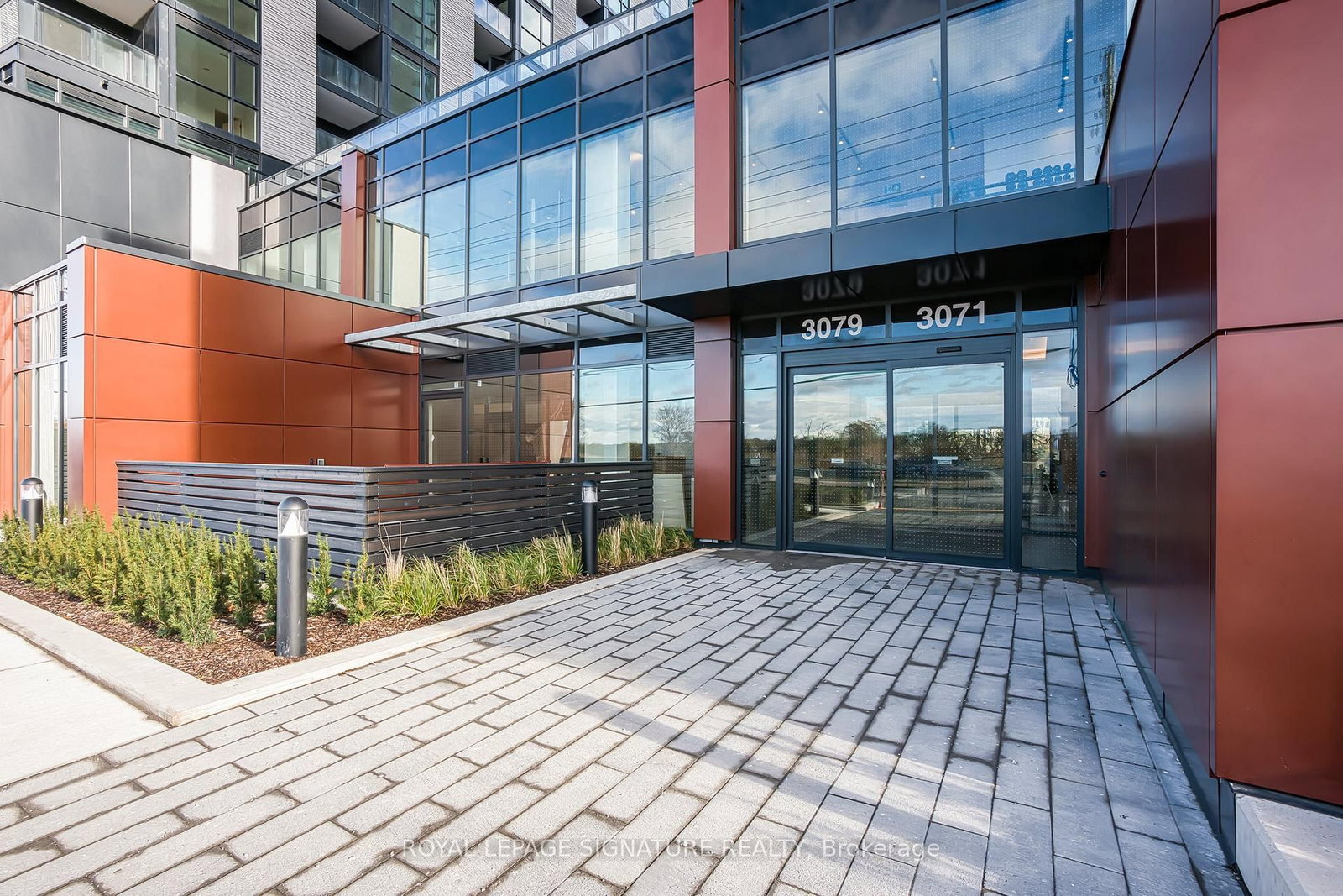 3071 Trafalgar Road, Unit B510 - Photo 6