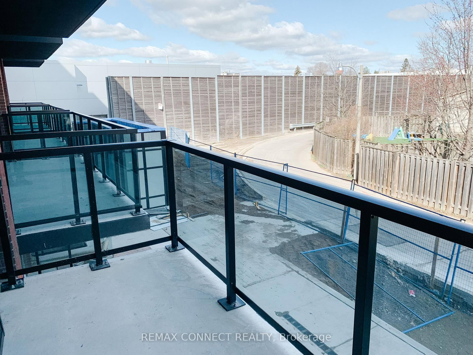 2300 St. Clair Avenue W, Unit 214 - Photo 12