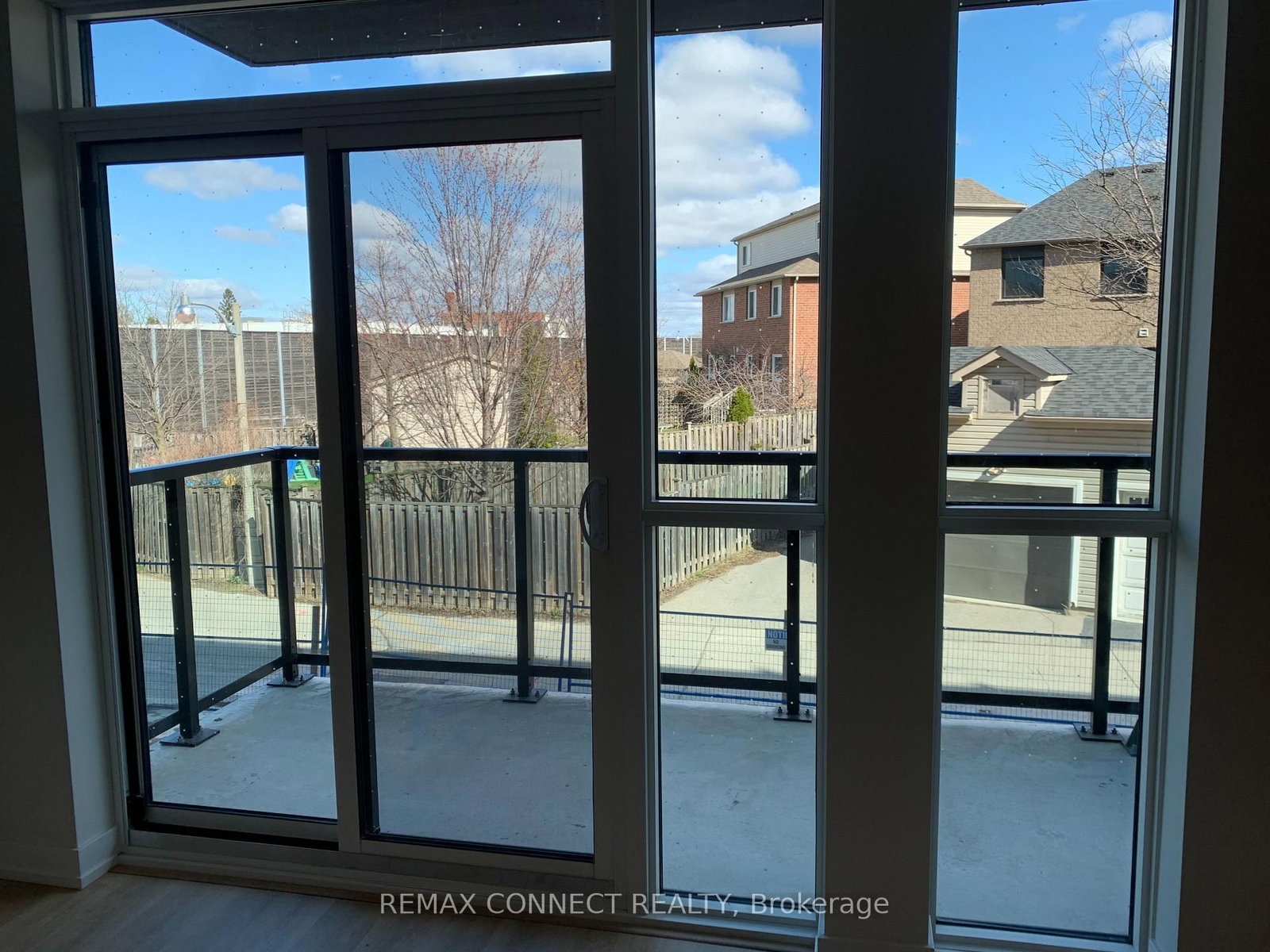 2300 St. Clair Avenue W, Unit 214 - Photo 15