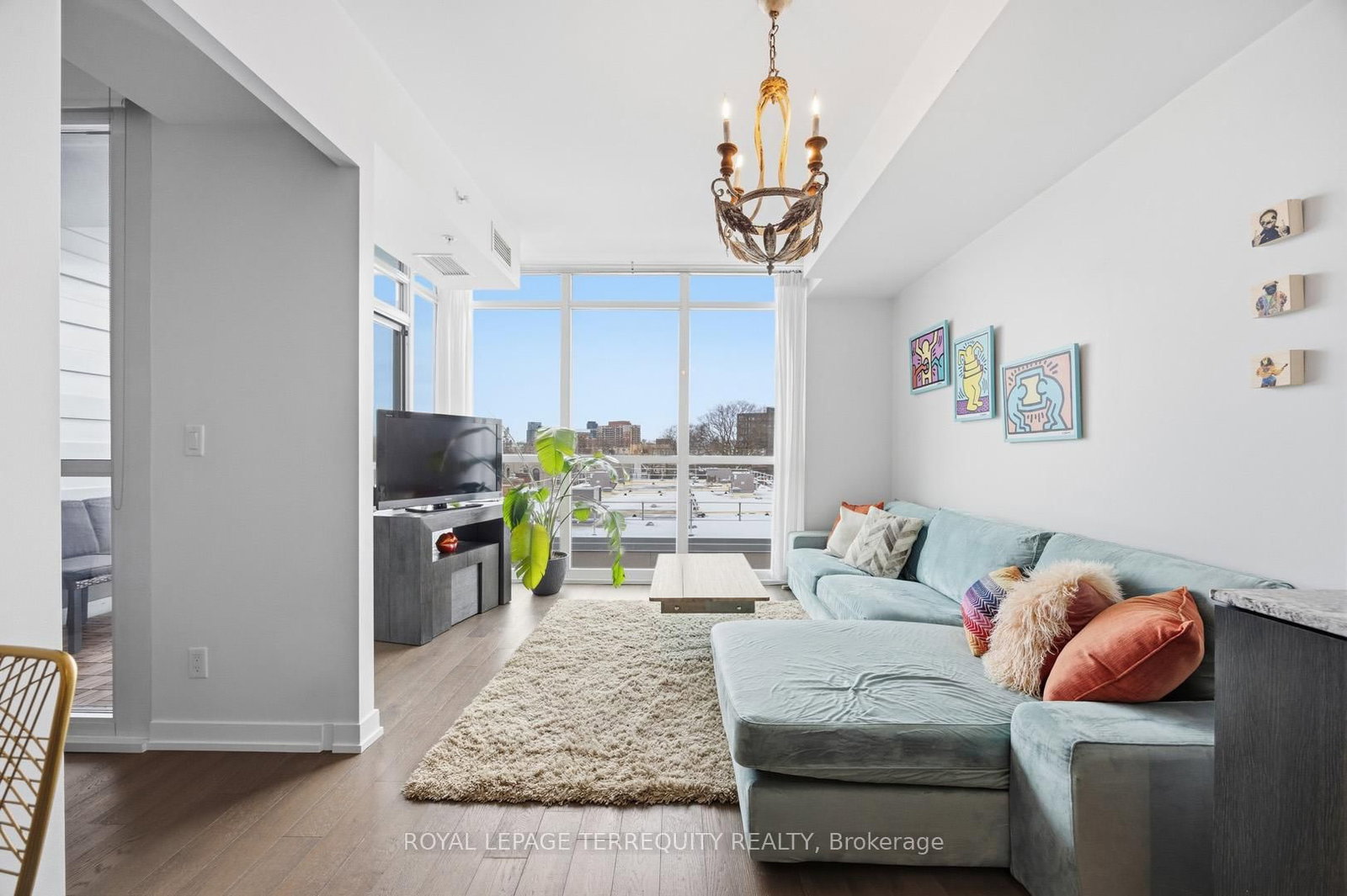 36 Howard Park Avenue, Unit 510 - Photo 2