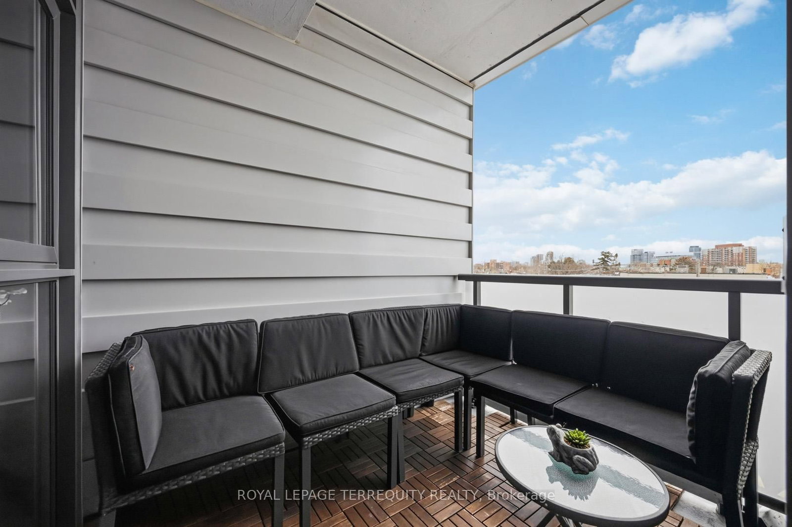 36 Howard Park Avenue, Unit 510 - Photo 30