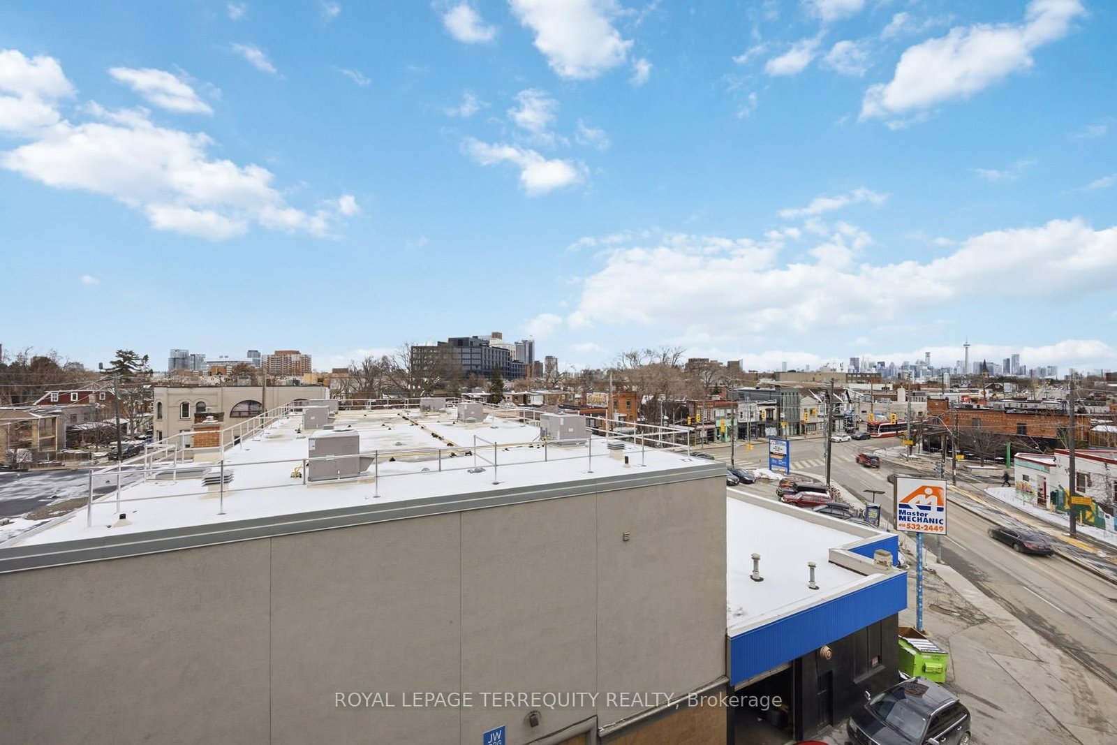 36 Howard Park Avenue, Unit 510 - Photo 32