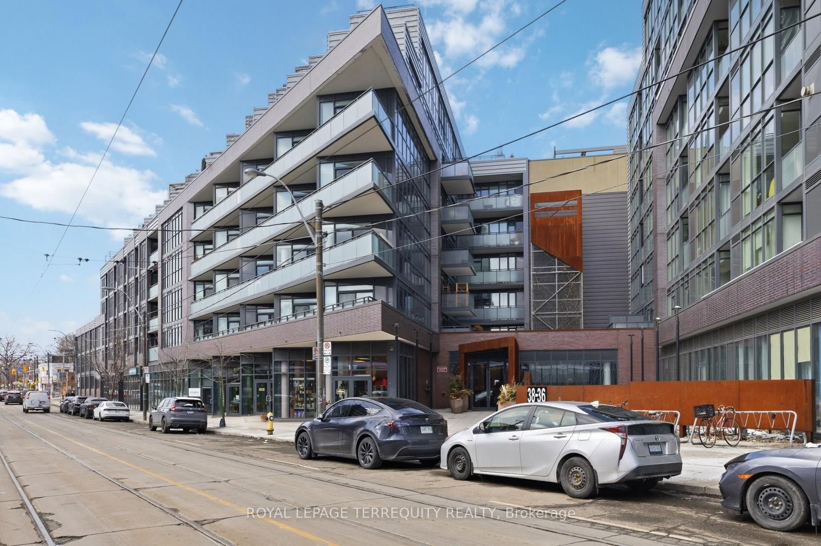 36 Howard Park Avenue, Unit 510 - Photo 36